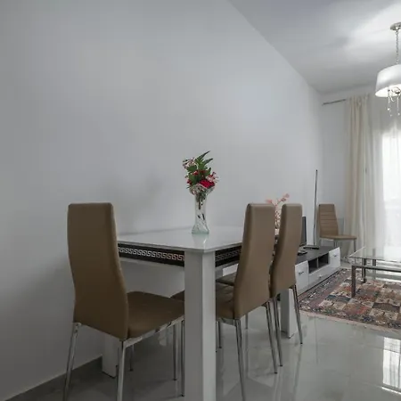 Apartman Kosmos Service Center 3 With Additional Cost Parking