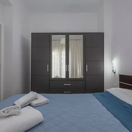 Kosmos Service Center 3 With Additional Cost Parking Apartman Szaloniki